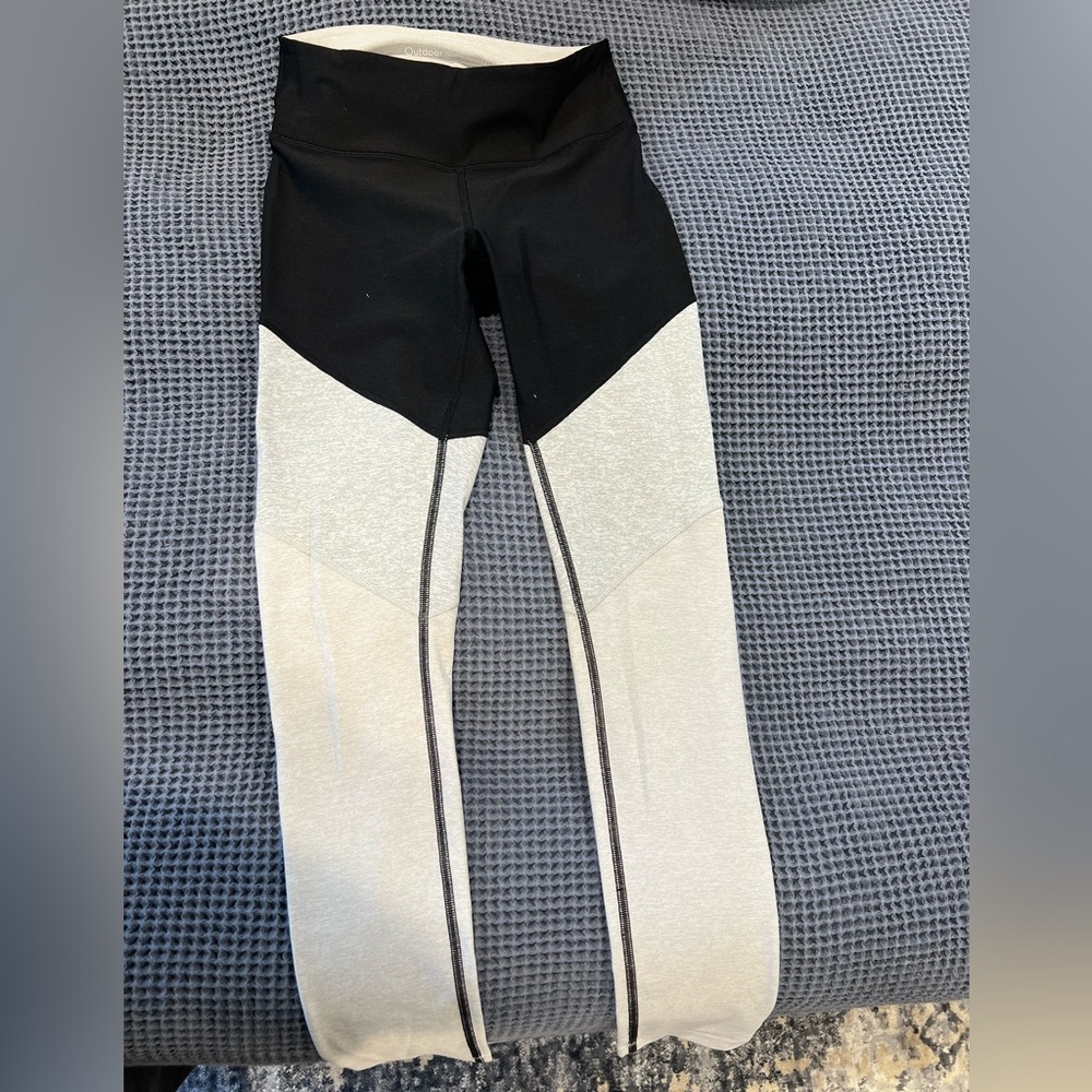 X-small Color blocked Outdoor Voices leggings